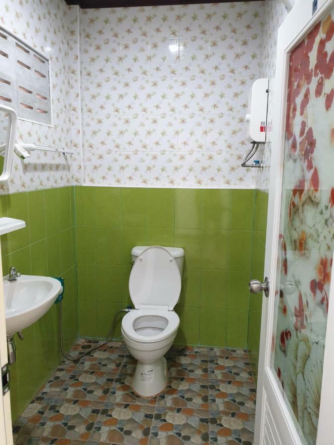 Rung Inn Homestay Ранонг Екстериор снимка
